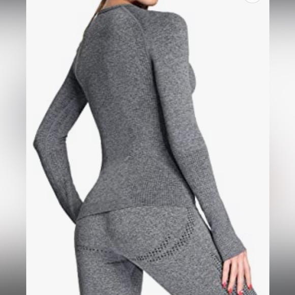 ✨FREE WITH $30 PURCHASE✨ Workout Long Sleeve Shirts for Women Gym Yoga Running - Picture 3 of 12